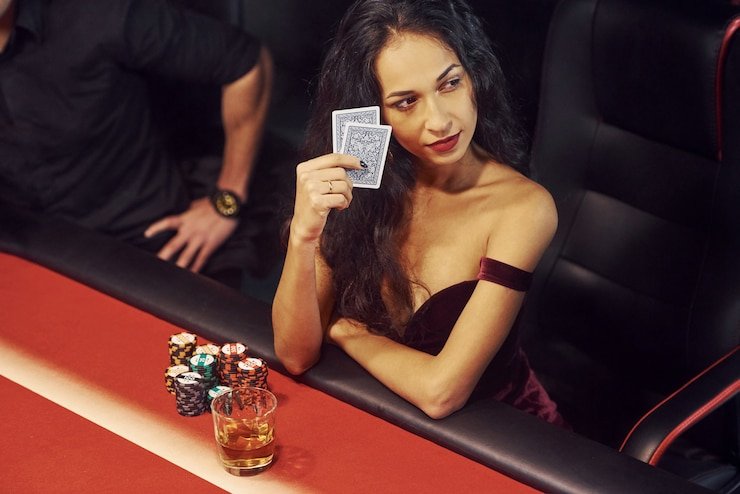 Tampilan dasbor meja dealer langsung rt slot dengan multi-kamera